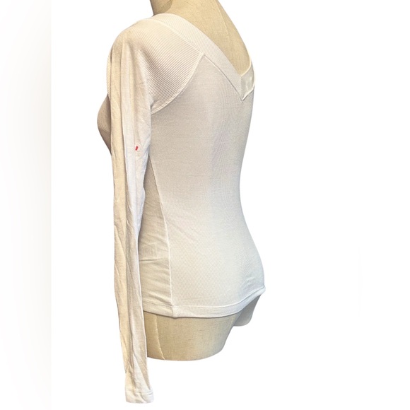 Urban Outfitters BDG Shannen Slinky V-Neck Long Sleeve T-Shirt White - Picture 6 of 7